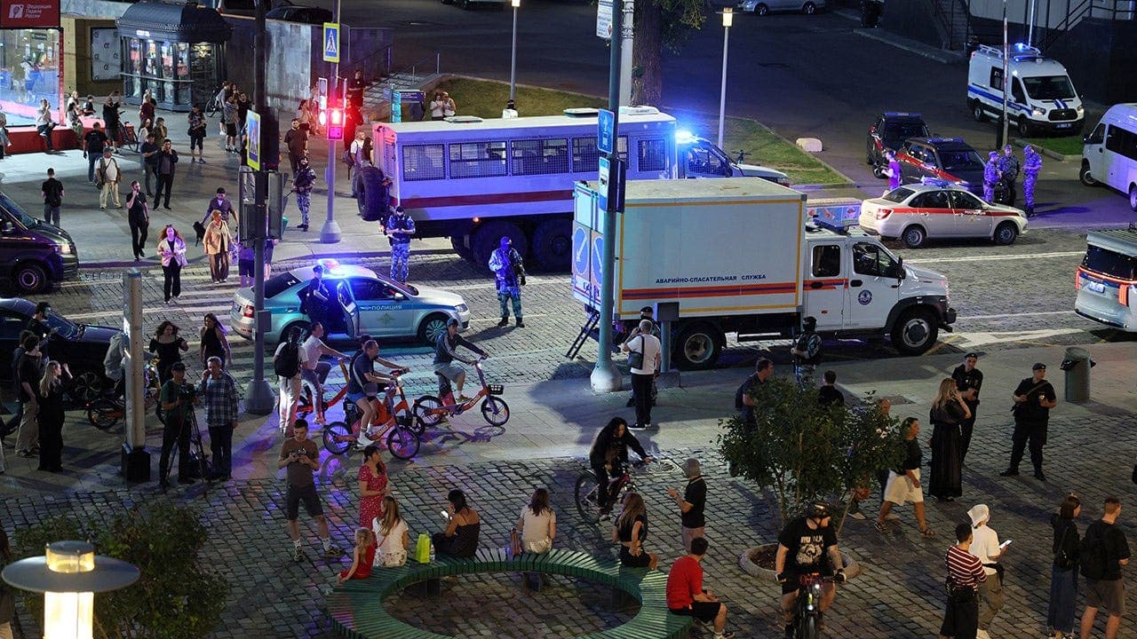 Moscow Mayor Calls Restaurant Bombing a 'Brutal Terror Attack' as Death Toll Details Emerge